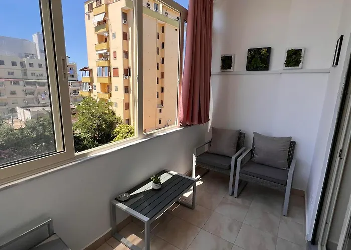 Lored Apartment Durres
